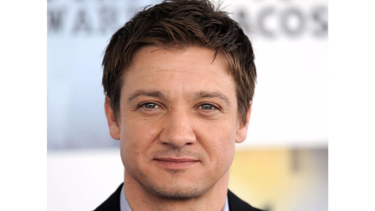 Jeremy Renner Latest Photos Images In FHD - 1080p Full HD Wallpaper