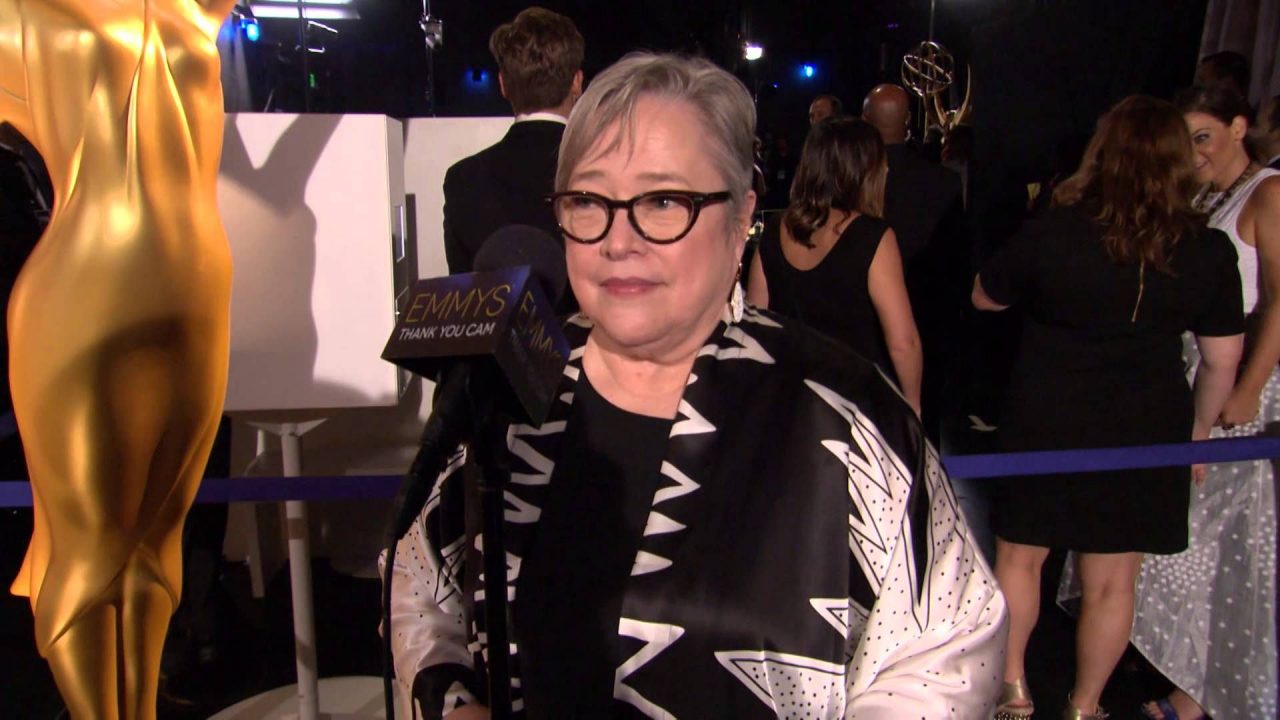 Kathy Bates High Quality Images Download - 1080p Full HD Wallpaper