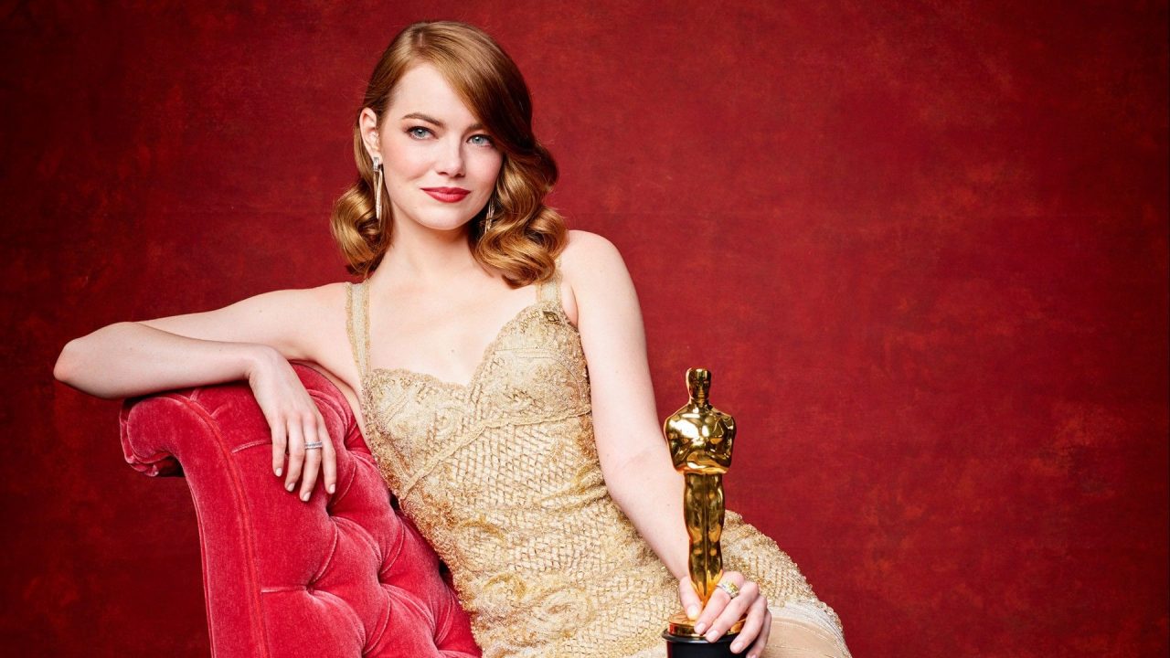Emma Stone With Award Photoshoot - 1080p Full HD Wallpaper
