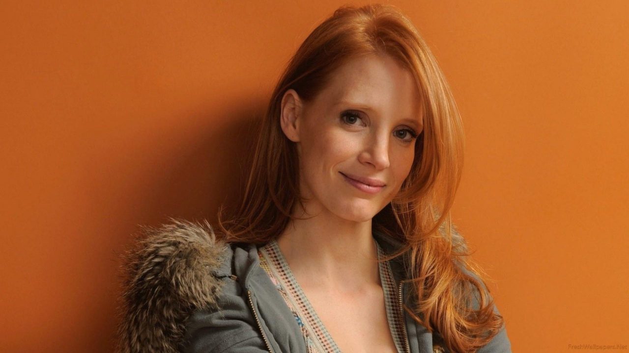 Colourful Background Photoshoot Of Jessica Chastain - 1080p Full HD Wallpaper