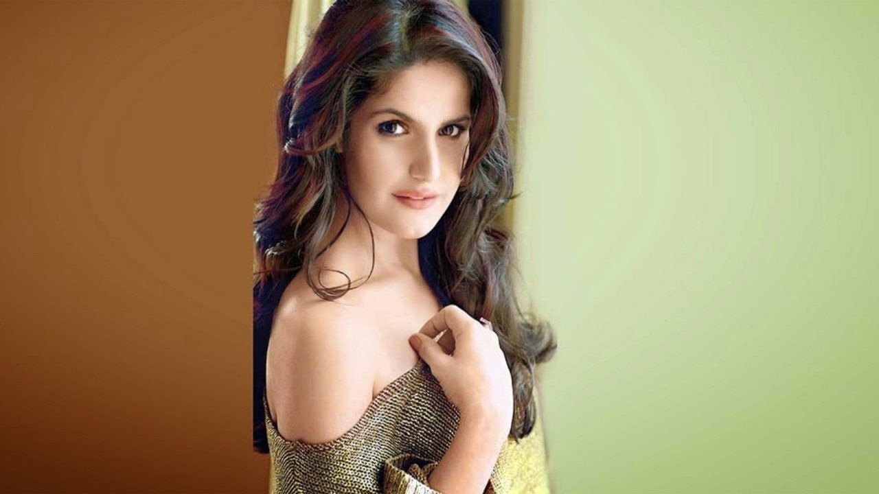 Hot Sexy Look Pics Of Zareen Khan - 1080p Full HD Wallpaper