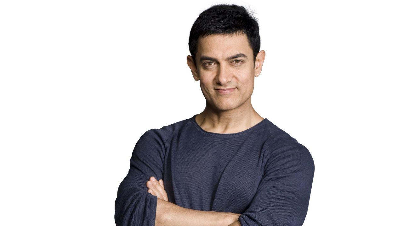 Smart Stylish Stills Of Aamir Khan - 1080p Full HD Wallpaper