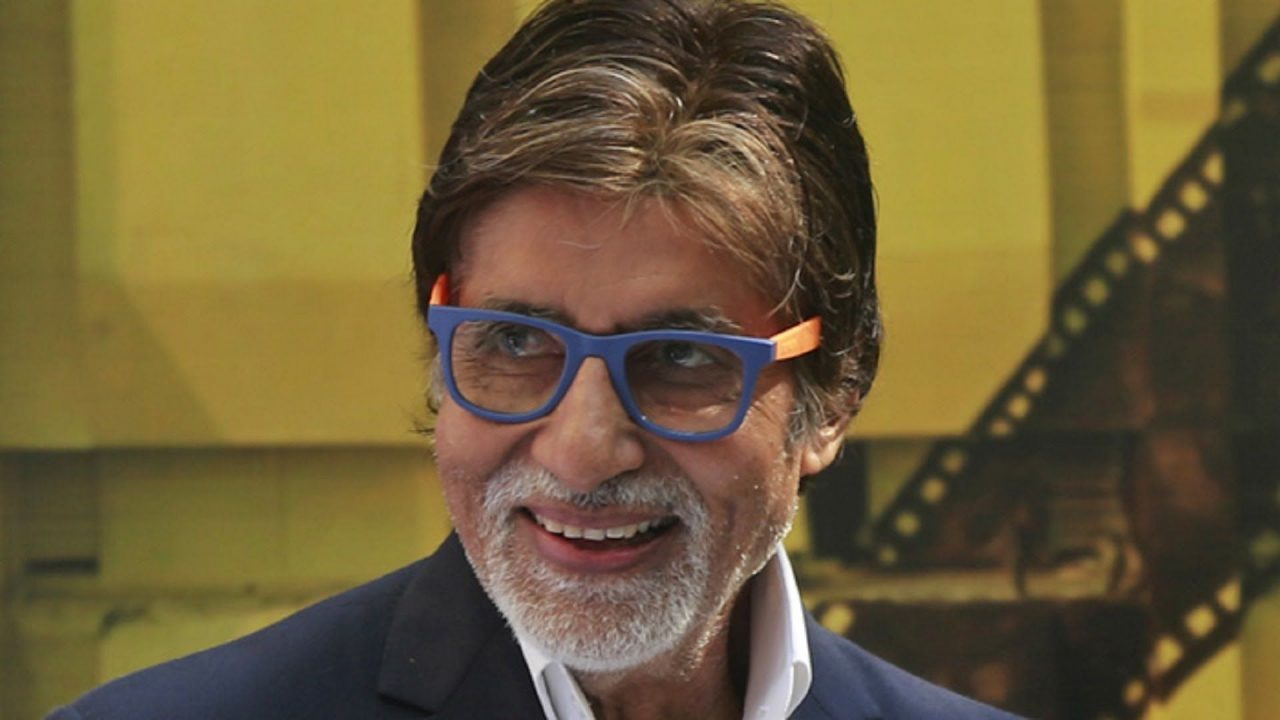 Smiling Pictures Of Amitabh Bachchan - 1080p Full HD Wallpaper