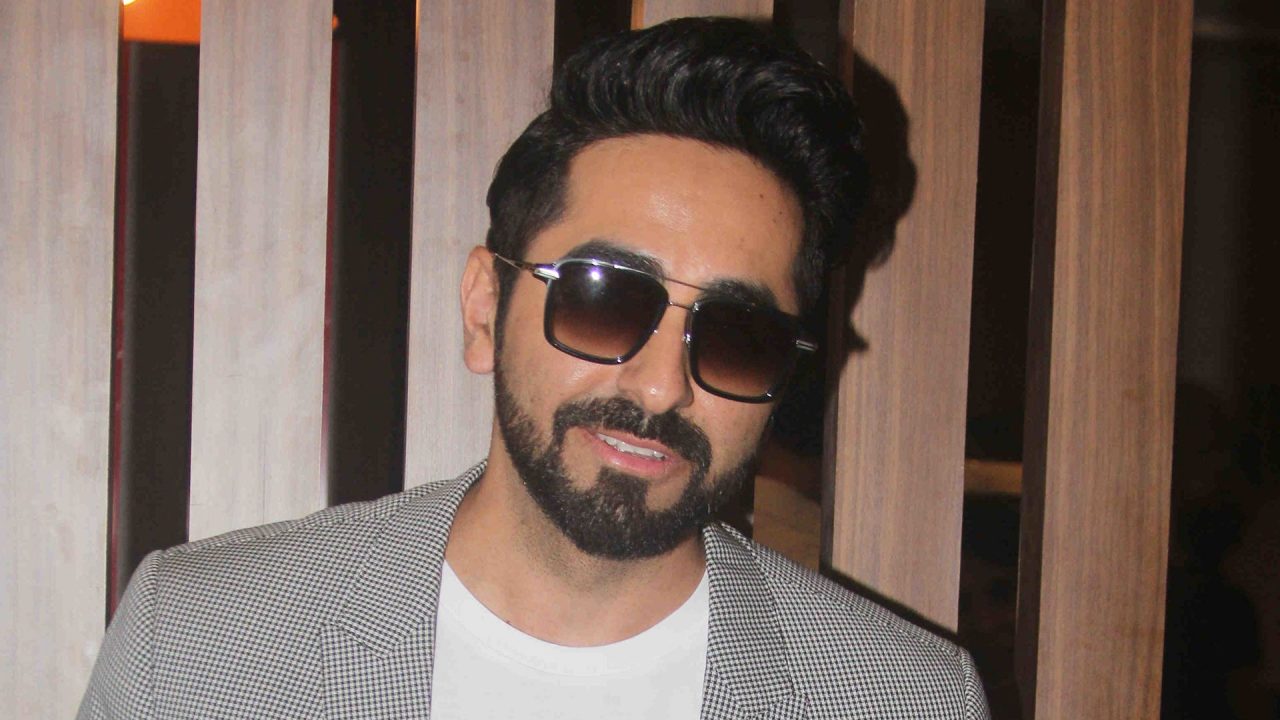 Stylish Pics Of Ayushmann Khurrana - 1080p Full HD Wallpaper